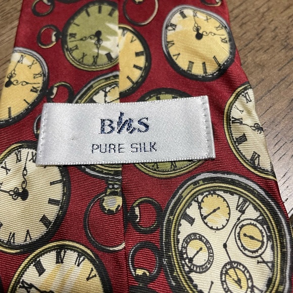BHS Mens Necktie 
Imported 100% Silk 
Length:  58" Excellent 
See photos. - Picture 3 of 3